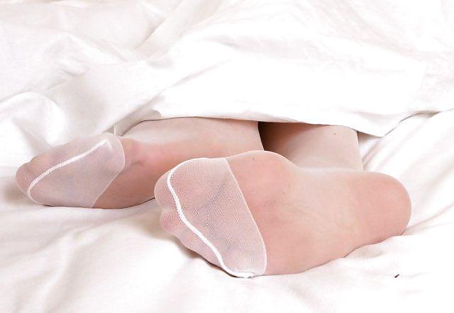 24P Nylon feet and legs-1 Zantas