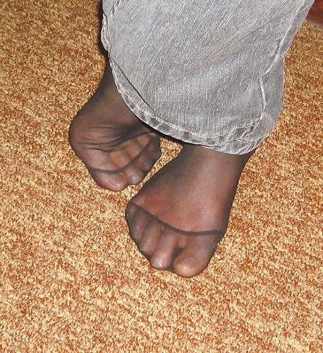 24P Nylon feet and legs-1 Zantas