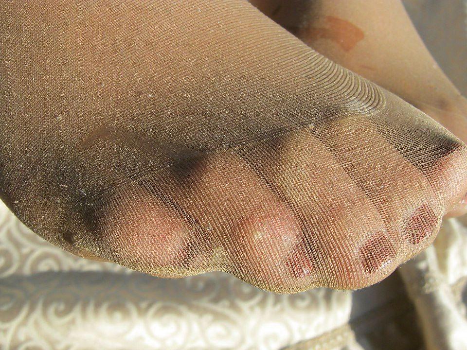 24P Stocking Toes