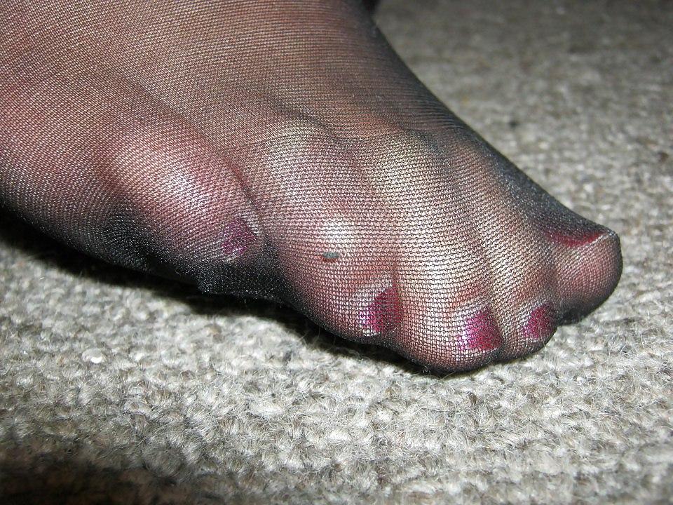 24P Stocking Toes