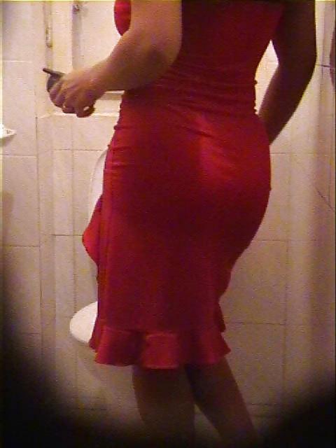24P My hot cousin spied in the toilet - years ago