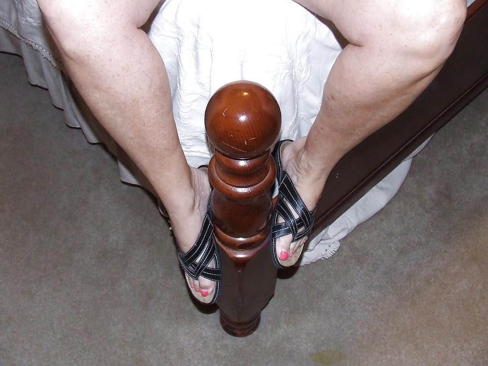 9P Feet, Toes, Shoes