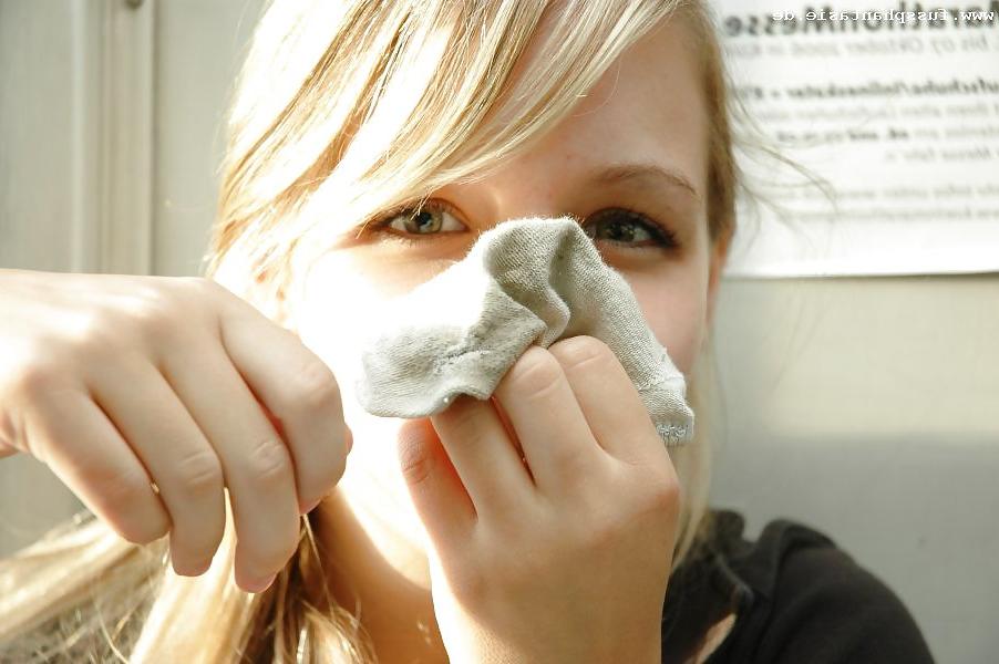 25P Feet & Socks -  German Girls