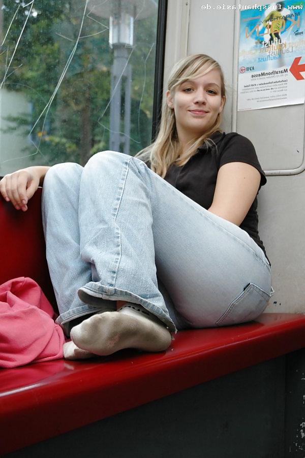 25P Feet & Socks -  German Girls