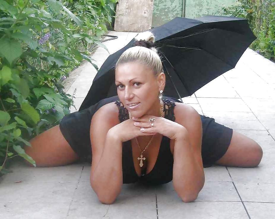 25P Real hot moms