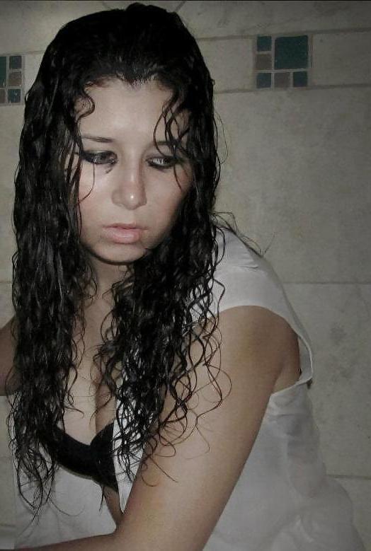 10P Isabella - Latina Rocker Bitch 
