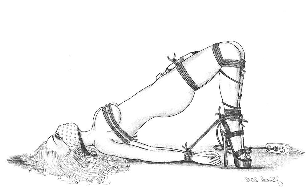 22P Kowlaski introduces a beauty in bondage art