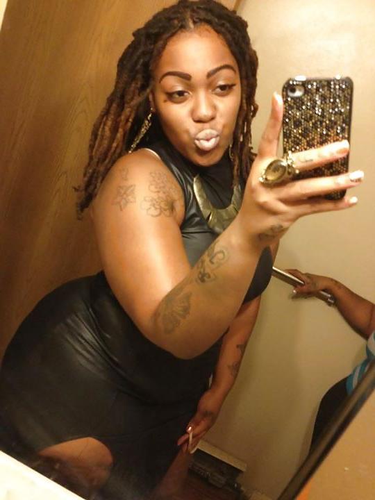 17P BIGGEST THICKEST ASS IN AMERICA!!! nice young teenage bitch