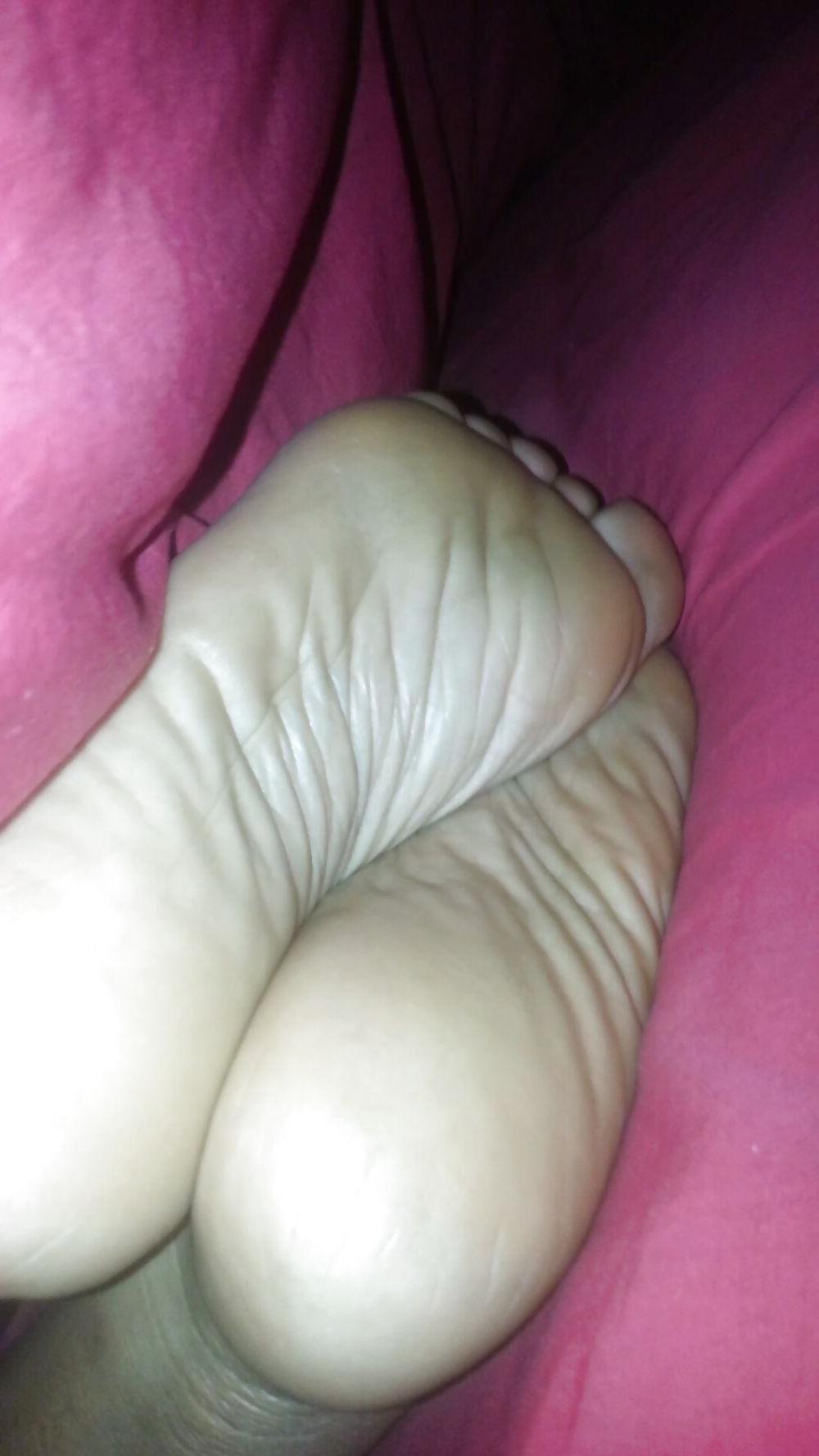 19P Feet and toes( new )