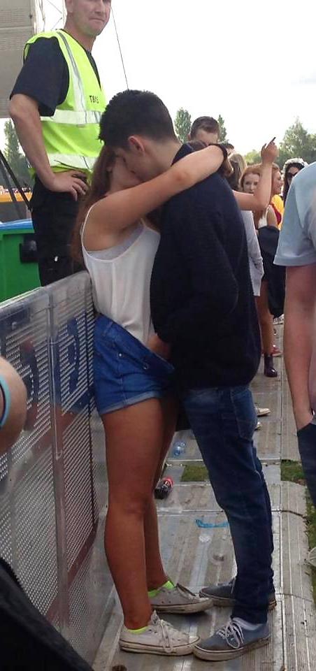 24P Smashed Slutty Students in Public (UK)