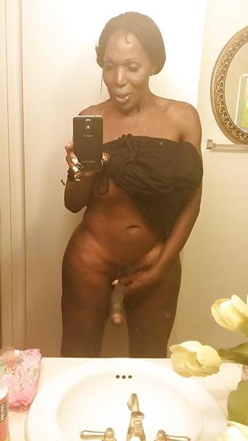 25P BLACK TRANNY
