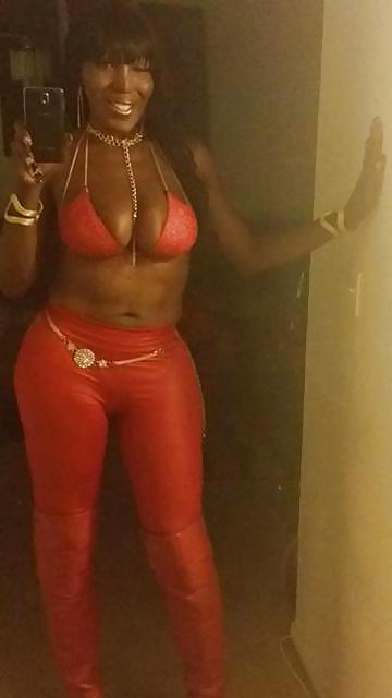 25P BLACK TRANNY