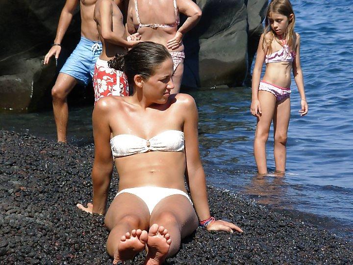 25P Feet soles friends for comment and cum