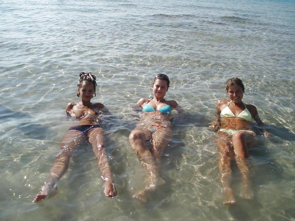 25P Topless in Egypt