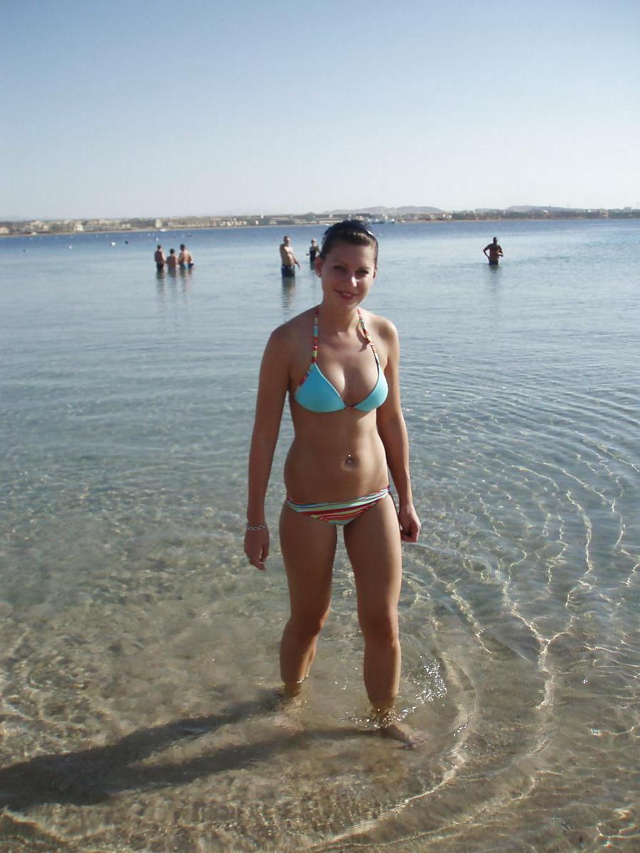 25P Topless in Egypt