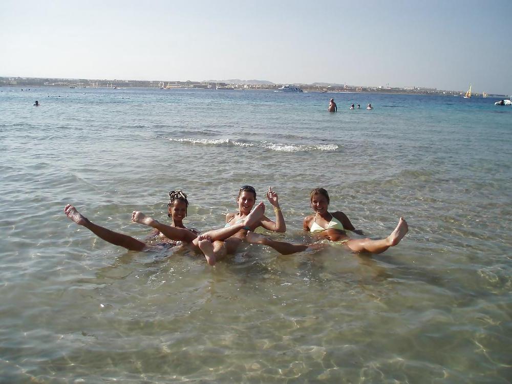 25P Topless in Egypt