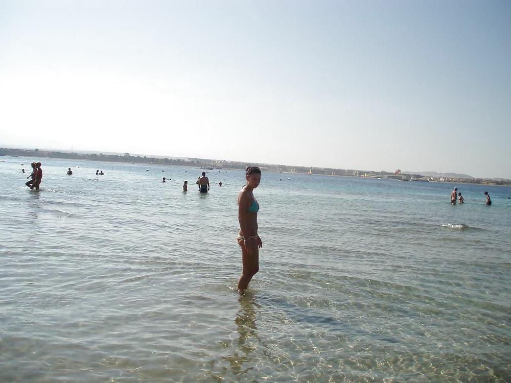 25P Topless in Egypt
