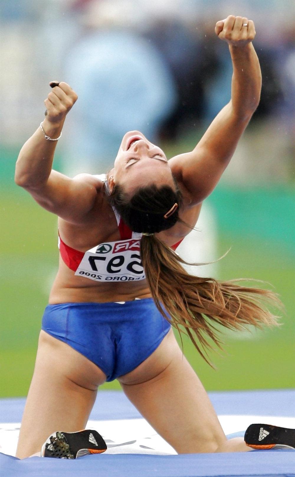 17P Elena Issinbayeva-Russian Goddess