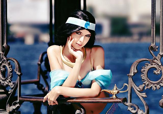23P Sexy Disney Princesses real life models