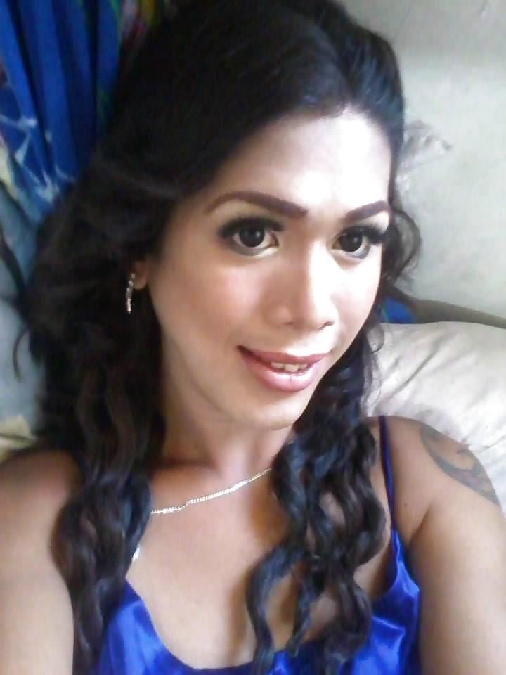 12P A goddess beauty...