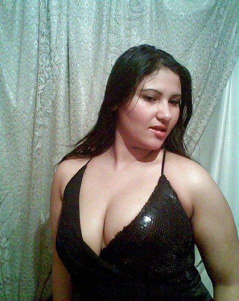 17P Arab Cute Girl 