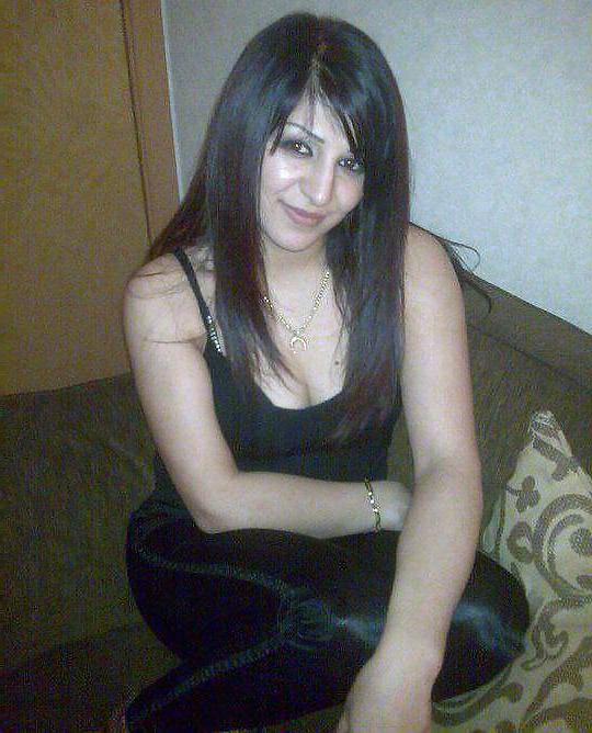 11P Some tunisian bitch