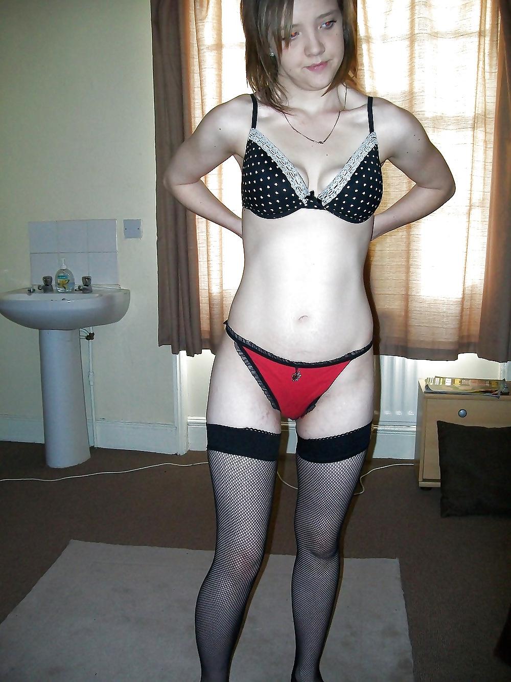 25P British Non nude teens, again.