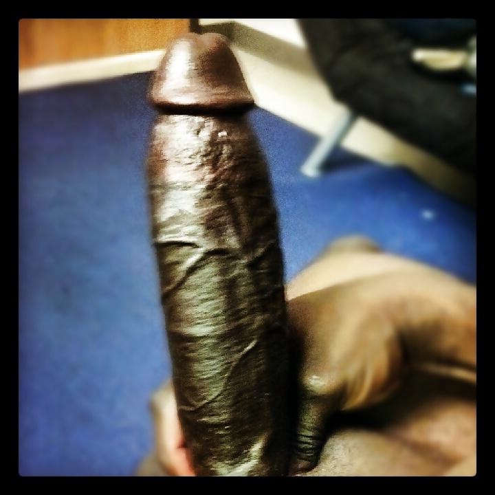 10P Hard BBC (Big Black Cock)