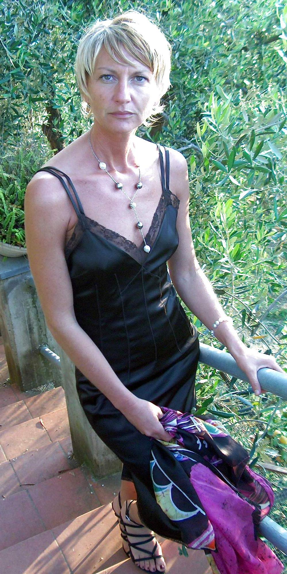 25P Real Amateurs Horny MATURES & MILFS... (4)