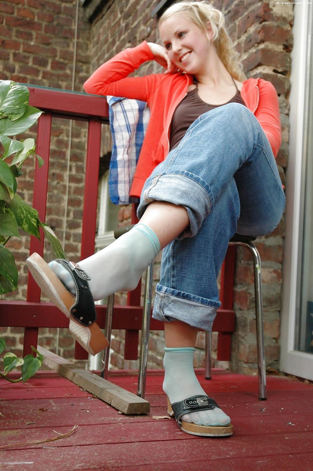 7P Schols, socks, feet = Cum