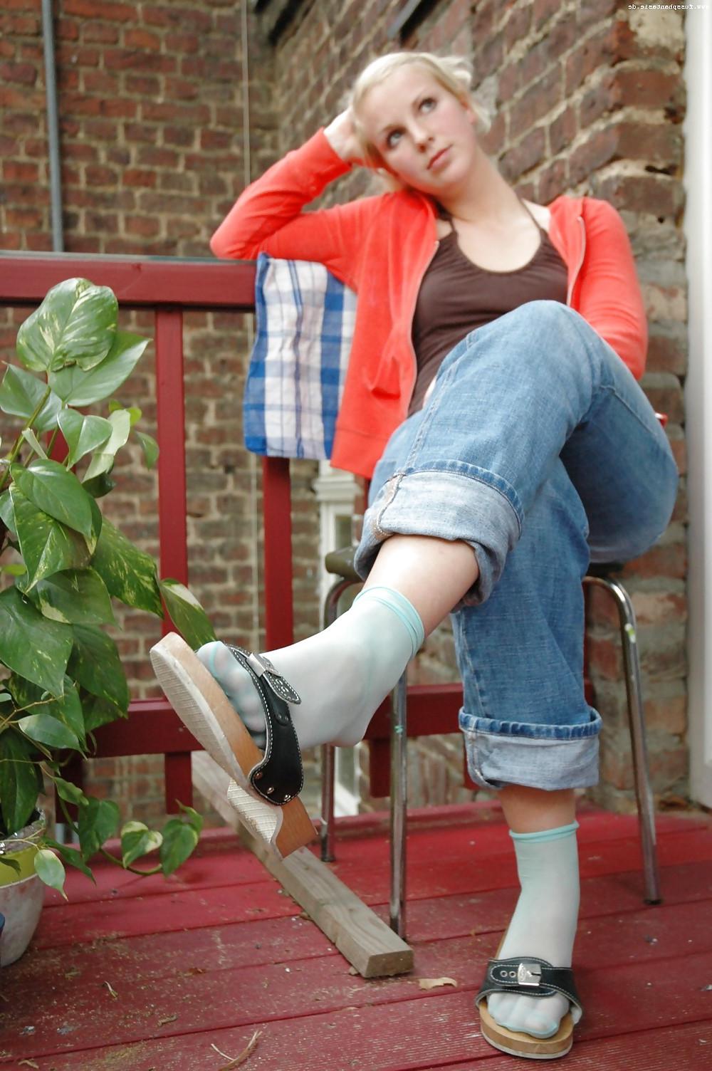 7P Schols, socks, feet = Cum