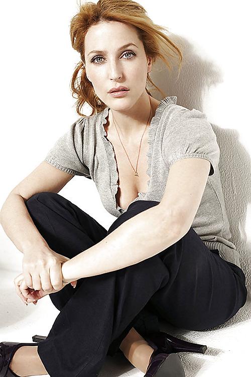 18P Female Celebs - Look and enjoy