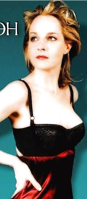 19P Female Celebs - jennifer and other sluets...