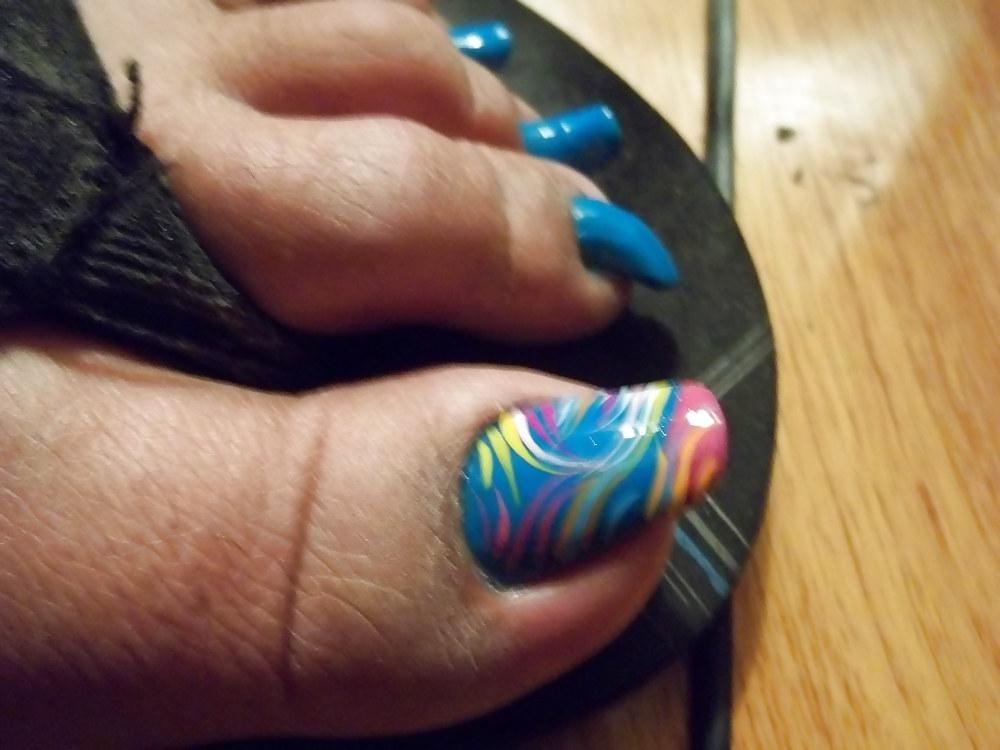 17P ALL ABOUT THE FEET AND TOES...
