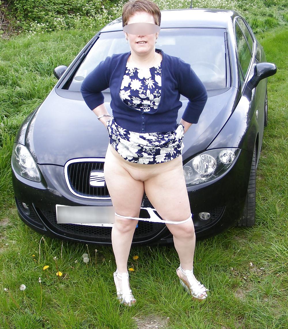 25P Stripping off in public