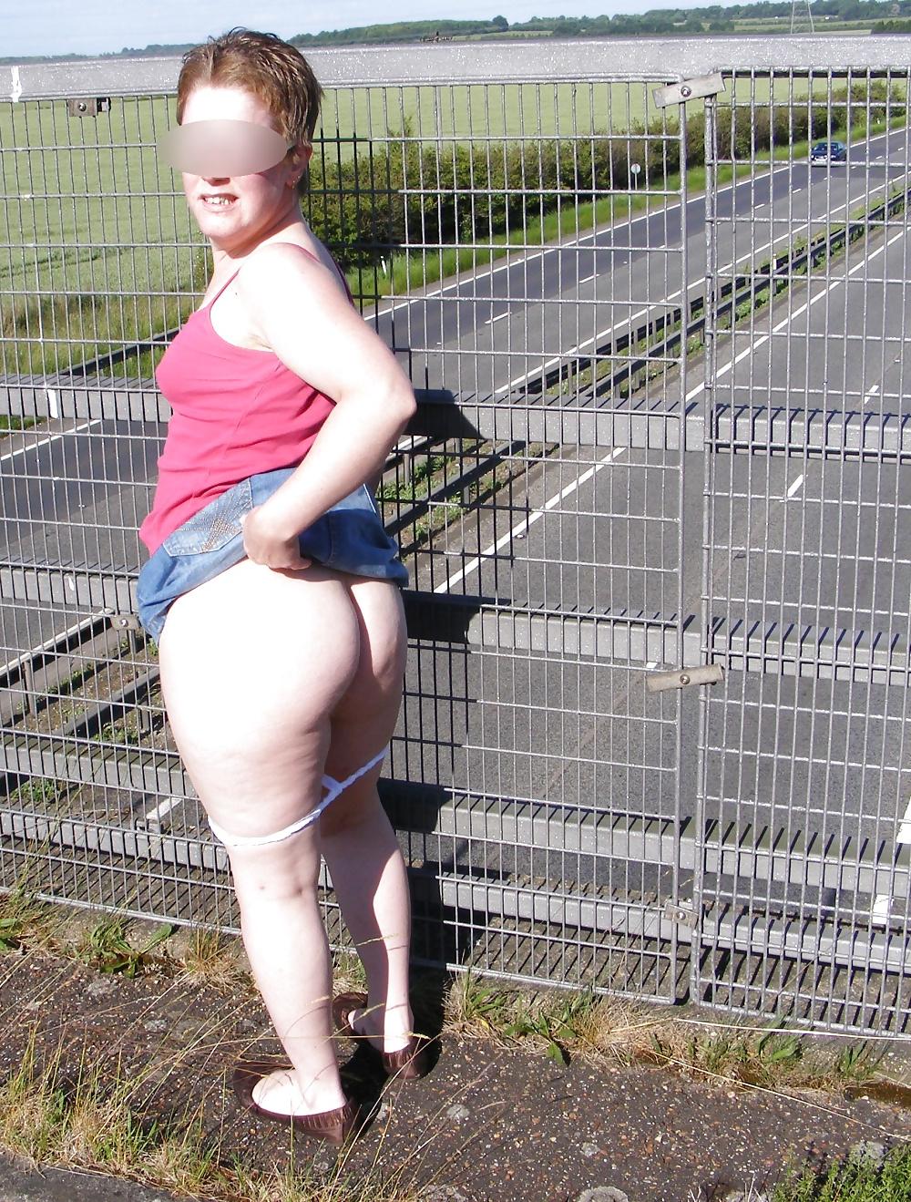 25P Stripping off in public