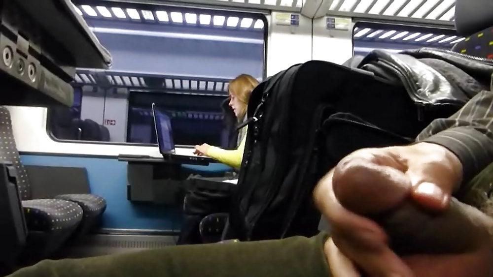 25P Hot shots in a train