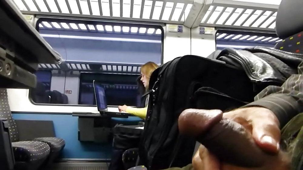 25P Hot shots in a train
