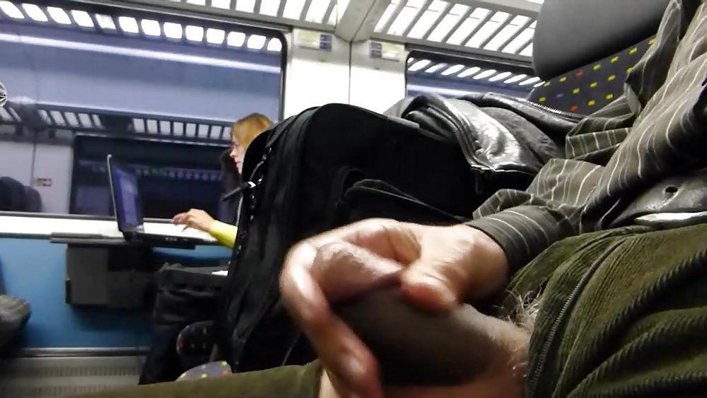 25P Hot shots in a train