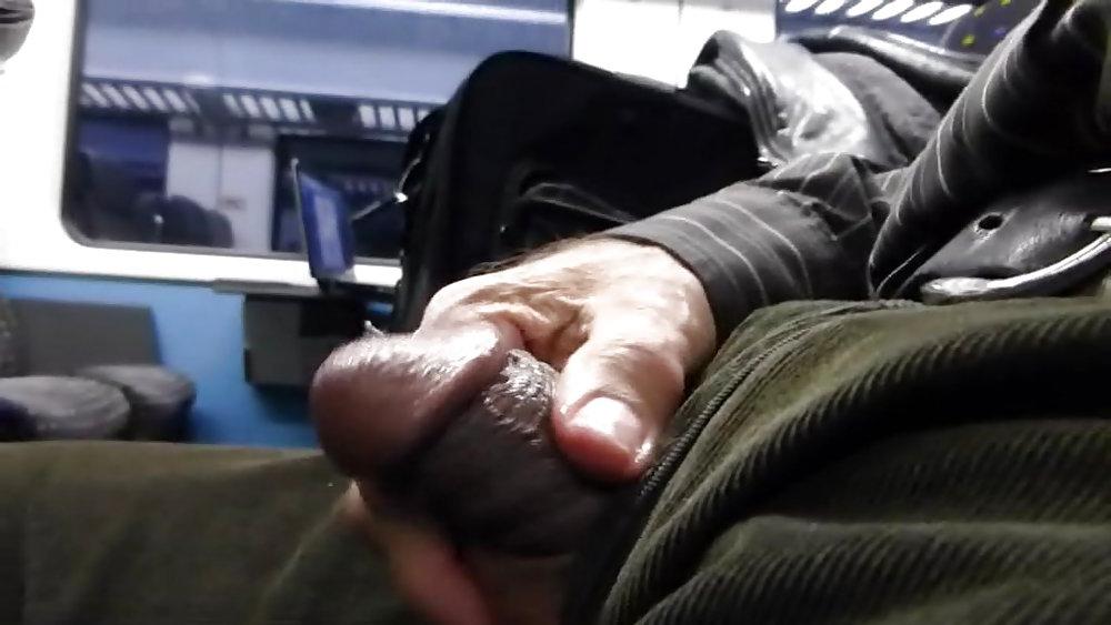 25P Hot shots in a train
