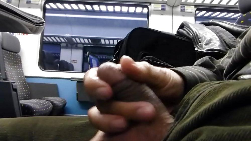 25P Hot shots in a train