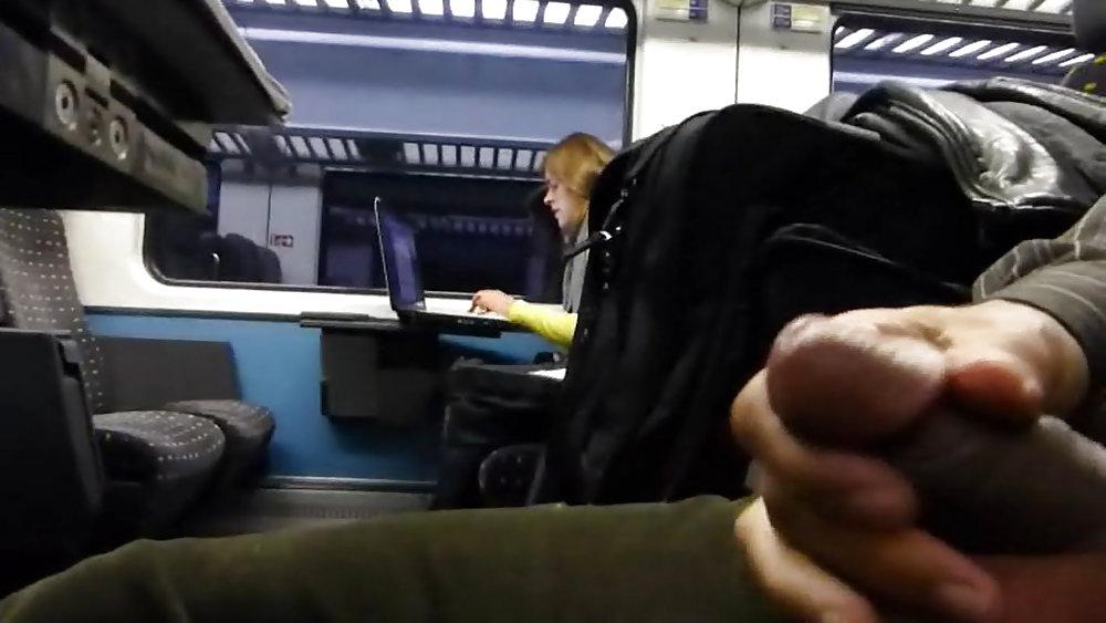 25P Hot shots in a train