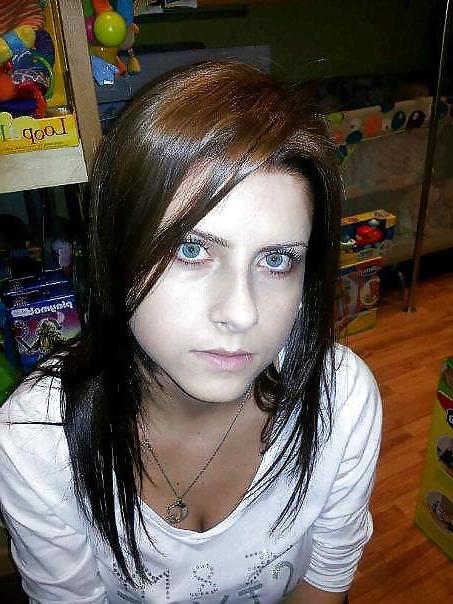 17P Georgina And Friend Wants Your Jizz