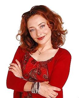 20P Female celebs -  I don't exist if you don't see me..