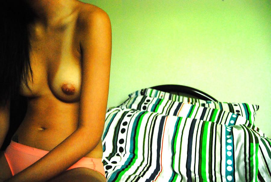 17P Singapore cute hairy pussy