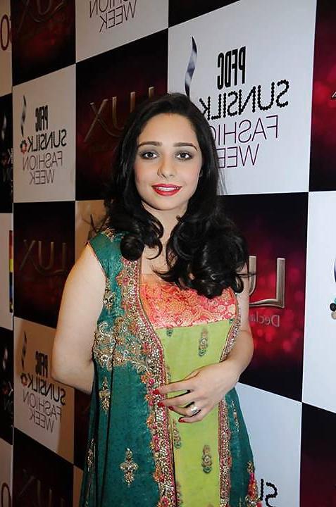 24P Paki TV Bitch Juggan Kazim For your Dirty Comments ,, 