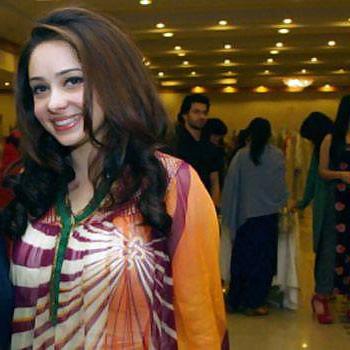 24P Paki TV Bitch Juggan Kazim For your Dirty Comments ,, 
