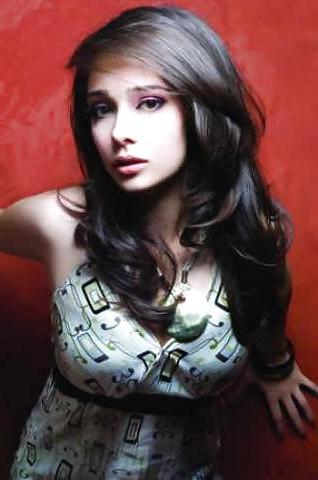 24P Paki TV Bitch Juggan Kazim For your Dirty Comments ,, 