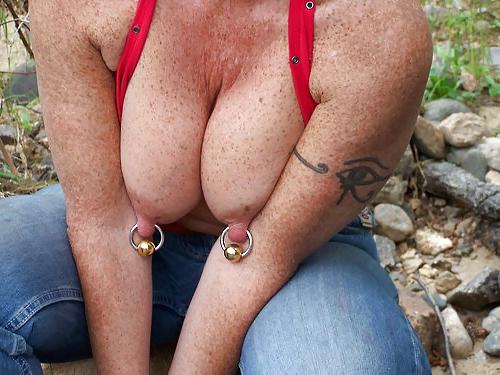 20P Nasty Pierced Mama