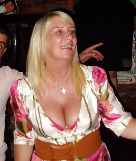 23P Are you staring at Mom's tits?